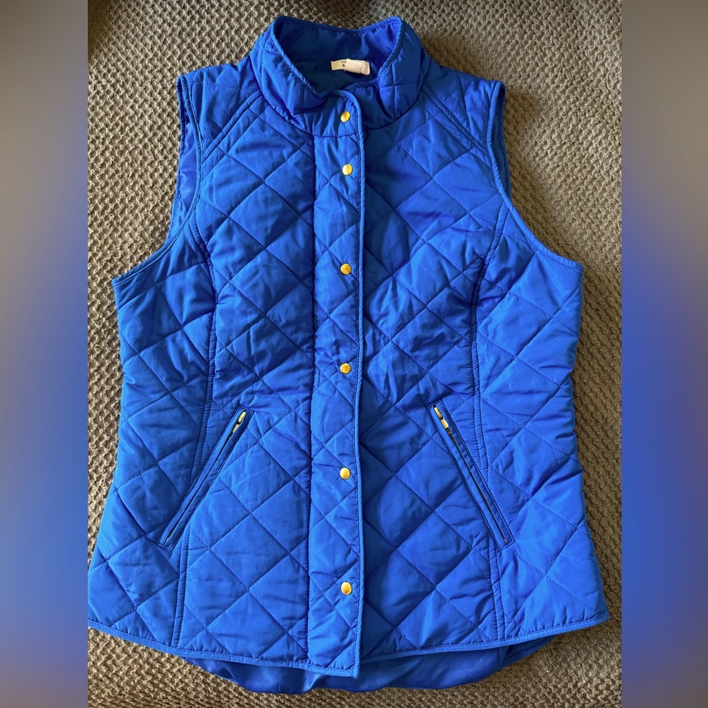 Women's Crown & Ivy blue vest size medium